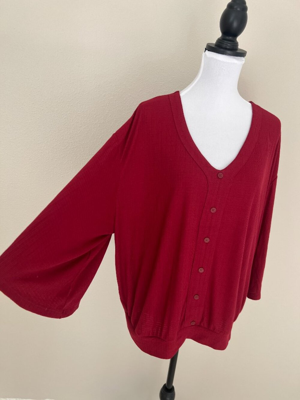 Torrid V Neck Bell Sleeve Knit Top - Size 1X - Red Burgundy